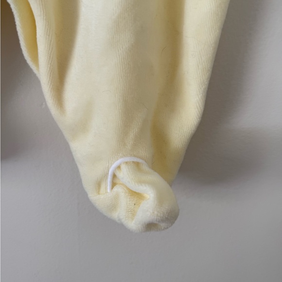 Vintage 90s Baby One-Piece Velour Romper Pastel Yellow Embroidered Animals 6 Mos - Picture 5 of 15